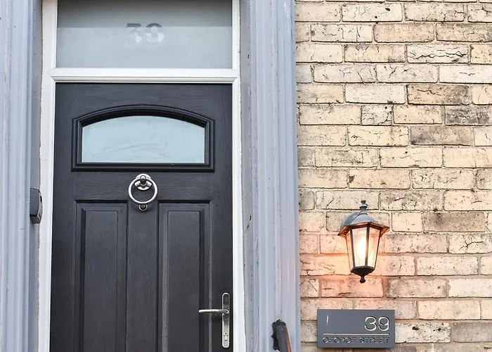 Topmast Semesterbostad